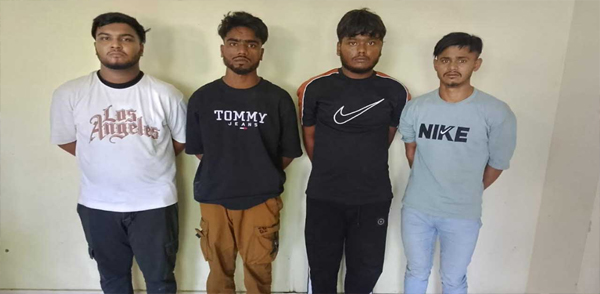 মৌলভীবাজারে ৩টি চোরাই সিএনজিসহ গ্রেপ্তার ৪